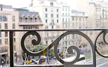 Trivao Passeig De Gracia Barcelona
